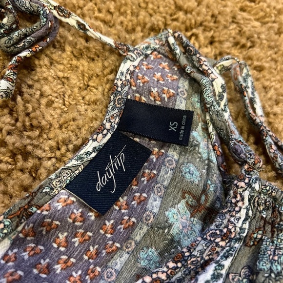 Daytrip printed cold shoulder top - Picture 5 of 7